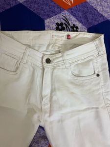 White Skinny Jeans