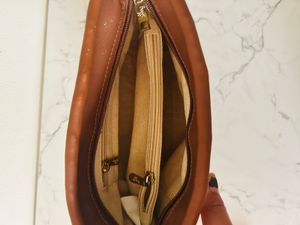 Baggit Women Sling Bag For Beach