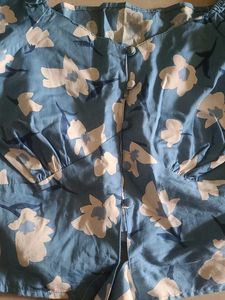 Puffy Sleeves Crop Top