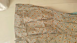 Kurta Set With Shara Gher