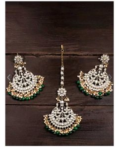 ZAVERI PEARLS EARING AND MANGTIKA SET