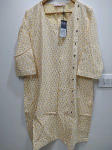 BRAND NEW YELLOW KURTA XXL