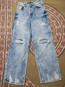 Off Duty Distressed Wide Leg Jeans