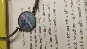 Antique Bronze Resin Bracelet