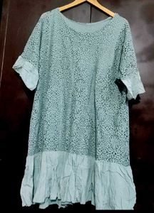 6 Tops &amp; 1 Winter Bedsheet Combo