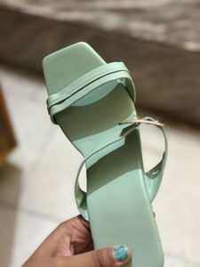 Mint Green heels 👠