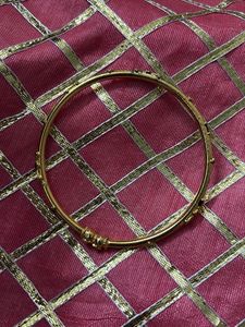 Gold-toned Bangle