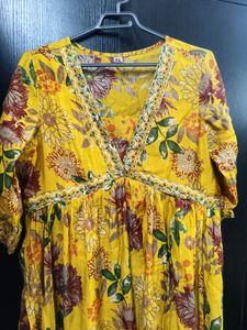 Beautiful Floral Kurta Set With Dupatta