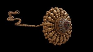 Maangtika Golden Polish Jewellery