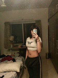 Hnm Crop Top