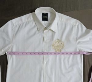 2 White Ruff Shirt