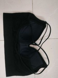 Black Bralette Top from savana for gym women