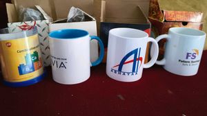 4 Mugs