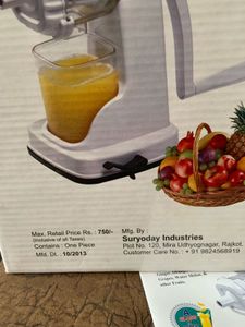 Miracle Fruit &amp; Vegetable Juicer