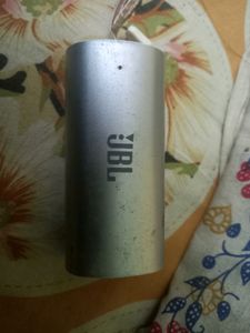 JBL Earbuds but Buds Are Not Charging