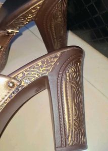 high heel sandal