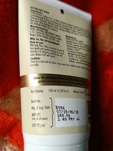 The Man Company De-Tan Face Wash