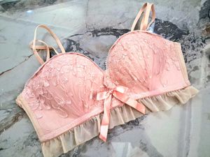 Beautiful 🍒 Bra