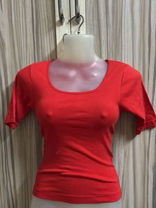 Red Fitted  T-Shirt