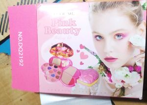 L&#39;chear Heart Compact