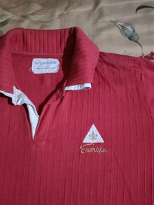 Never Look T Shirt Red And White Colored