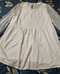 VINTAGE SHEER SLEEVE TOP