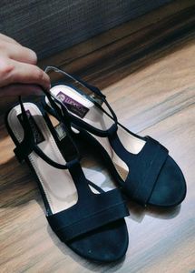 Black Wedges - Size 6
