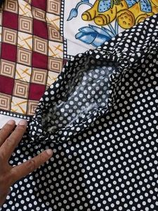 Black Dotted Skirt  For 7 TO 8 YEARS GIRLS
