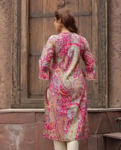 Pink Paisley Print Kurta