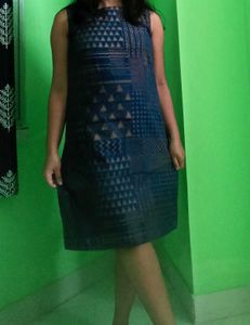 Blue Geometric Print Sleeveless Dress
