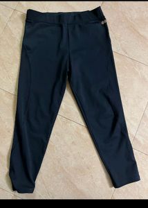 Gym Legging Clovia