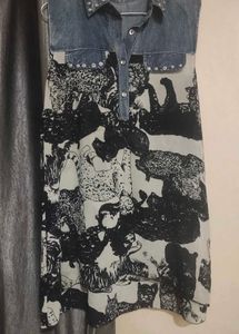 Denim Accent Sleeveless Tunic Top✨