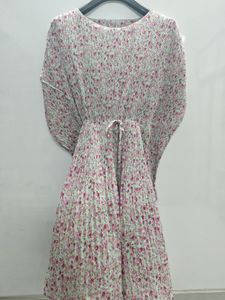 Floral Print Pleated Midi Dress