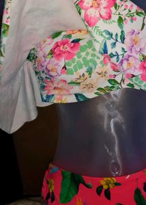 Very Cute Off Shoulder Bikini Set 👙