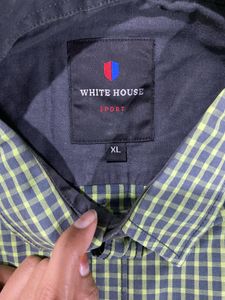 White House Men&#39;s Checkered Button-Down Shirt