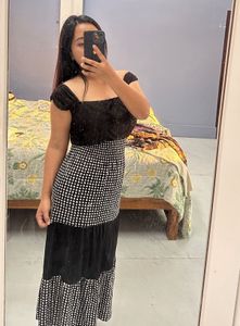 Chic Black &amp; White Dress