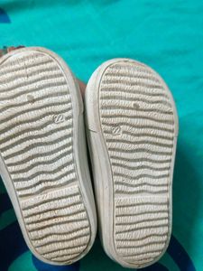 Brand New Sheo And Chapal With Sandals