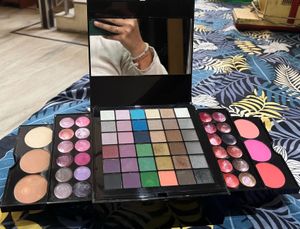 5hrs Sale 🔥Beauty Scene  Palette (Canada)