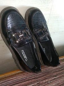 Boys Partywear Shoes From Hopscoch.