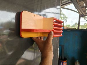 Wooden Showpiece Shelf
