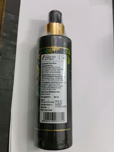 St. Botanica Activated Charcoal Face Wash