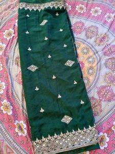 Beautiful Green Saree With Blouse Piece