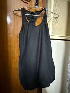 H&amp;M Sport - Black Tank Top