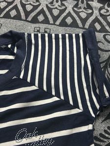 basic t-shirt for women