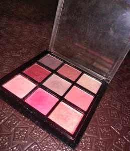 Infive By Yuhme 9 in 1 Eyeshadow Palette