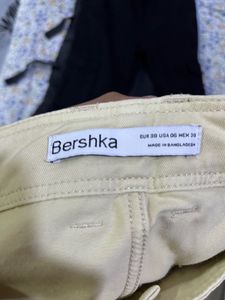 Bershka Baggy Beige Cargo Pants