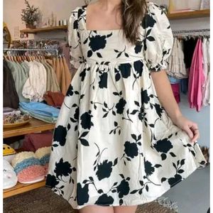 Beautiful Comfy Floral Print Mini Dress