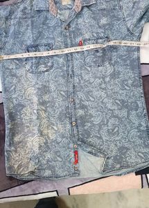 Levi&#39;s Full Sleeves  Printed Shirt