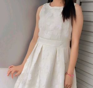 White Sleeveless Dress