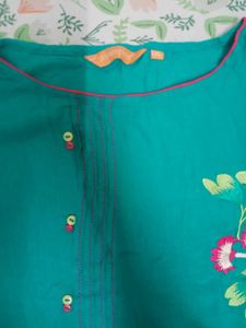 Embroidered Green Kurta